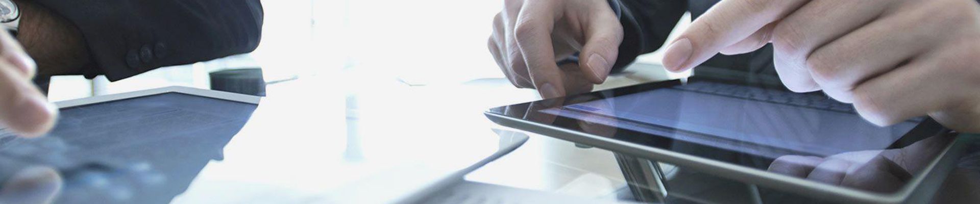 6252cc39d3628 Financial-services -Banner